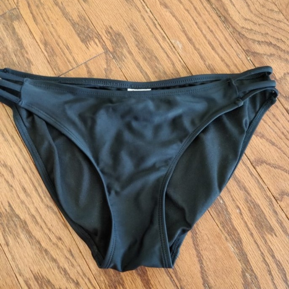 Bikini bottoms